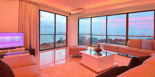 Condominium Phratamnak Hill, Dong Tarn Beach