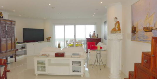 Condominium Wongamat Beach, Naklua