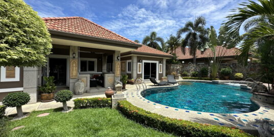Nongpalai Poolvilla mit separatem Gästehaus zu verkaufen
