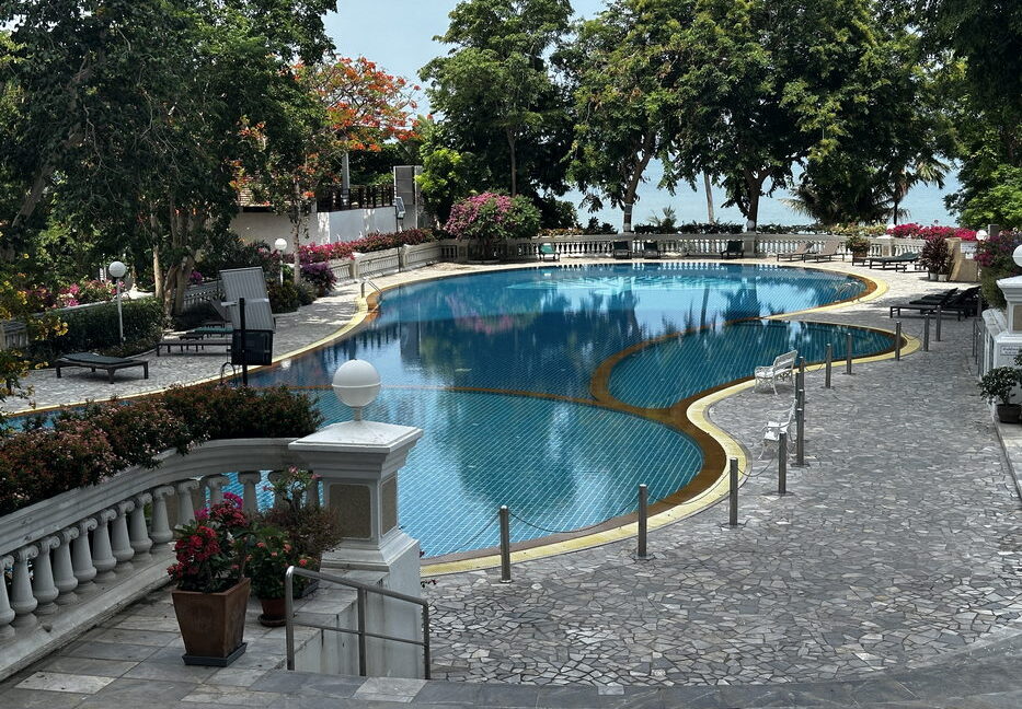 Park Beach Condo 01