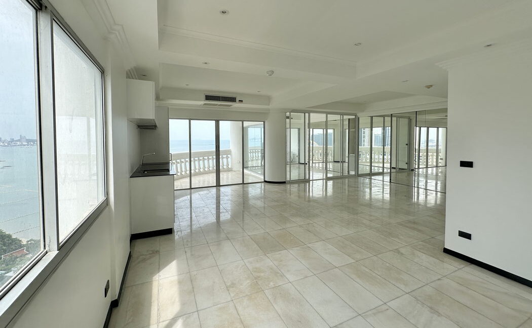 Park Beach Condo 10