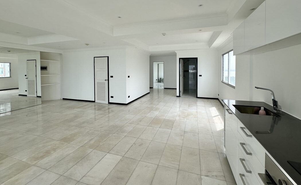 Park Beach Condo 11