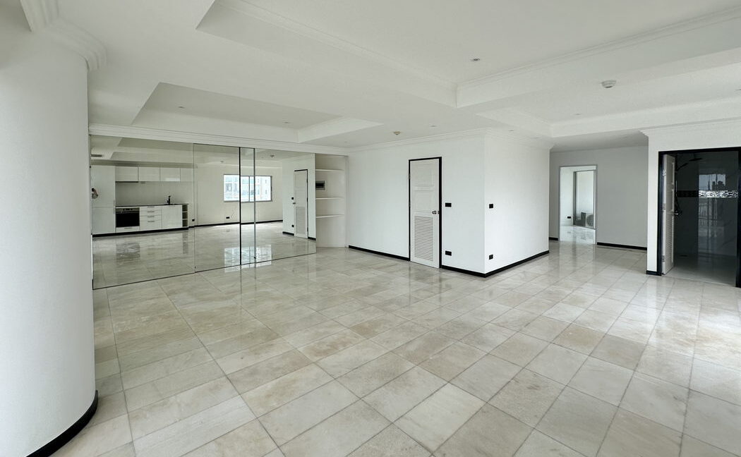 Park Beach Condo 12