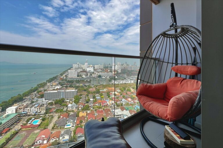 Copacabana Beach Jomtien Condo zu verkaufen