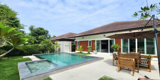 Huay Yai, Ban Panalee Village, Poolvilla zu verkaufen