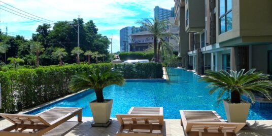In der Nähe des Wongamat Beach, Eigentumswohnung im City Garden Tropicana zu verkaufen