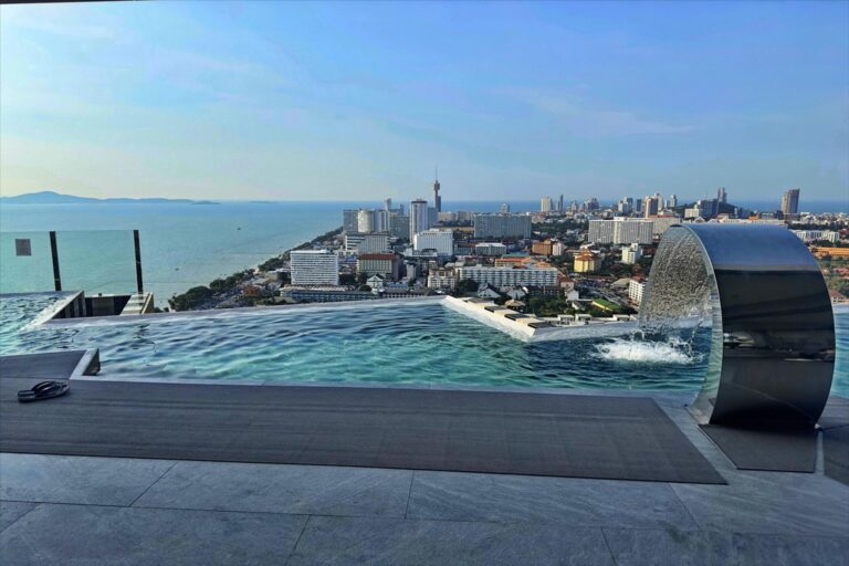 Copacabana Beach Jomtien Condo zu verkaufen