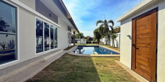 Huay Yai, Ban Panalee Village, Poolvilla zu verkaufen