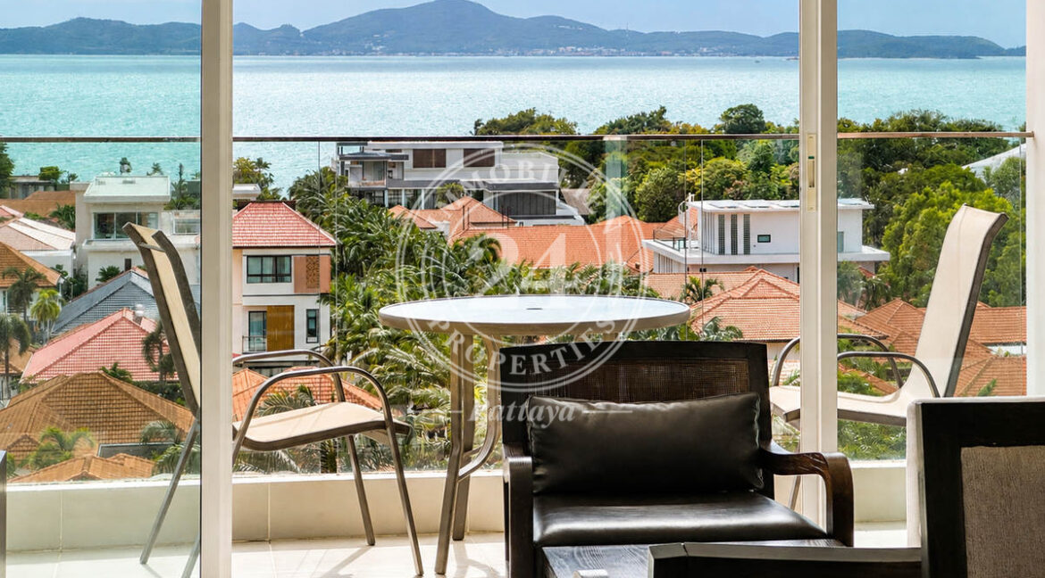 Sunset Boulevard condo seaview 007