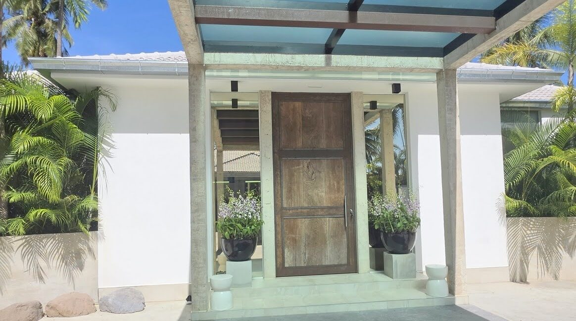 Huay Yai Luxury Villa 005