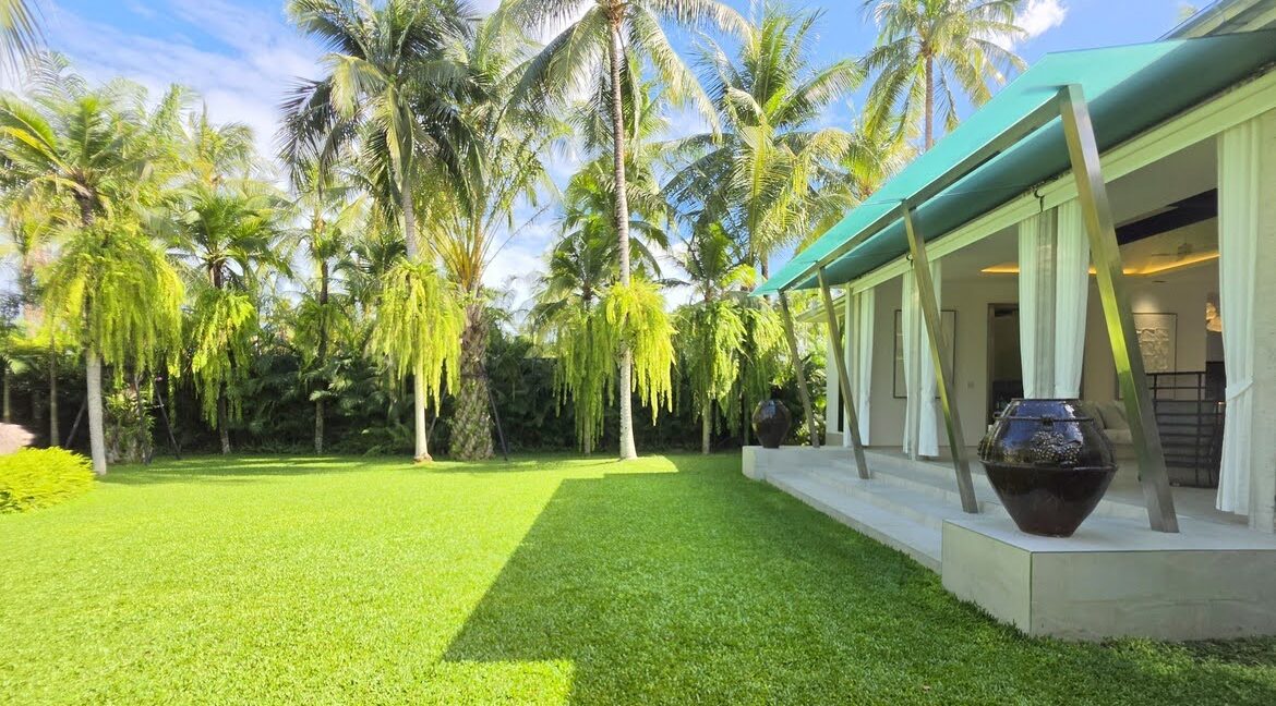 Huay Yai Luxury Villa 016