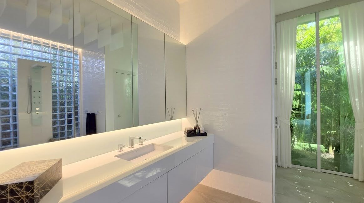 Huay Yai Luxury Villa 026