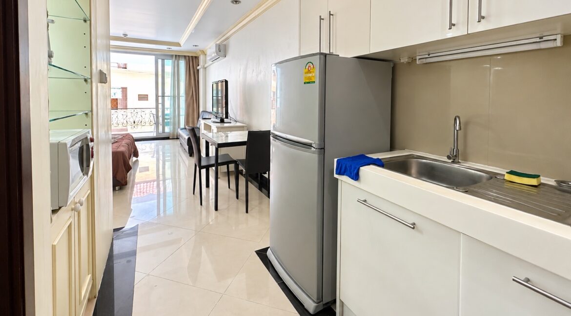 32033 LK Legend Condo 004