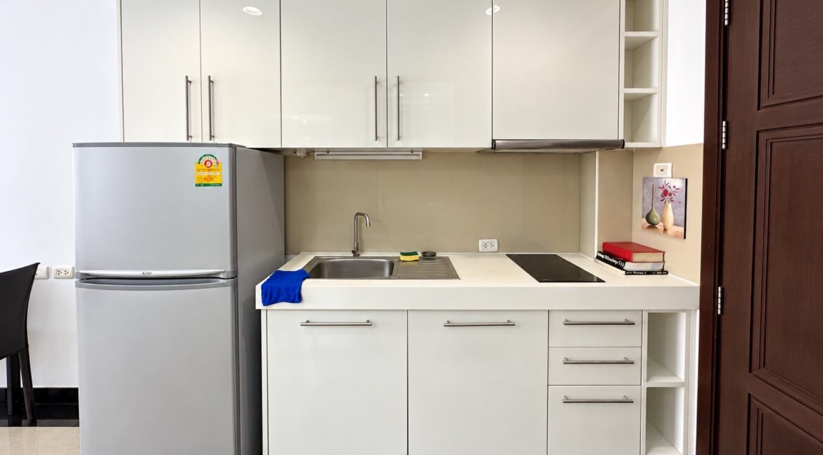 32033 LK Legend Condo 006