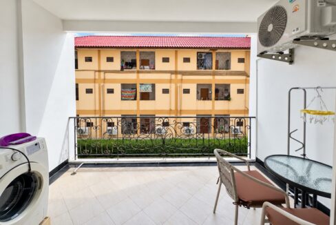 32033 LK Legend Condo 010